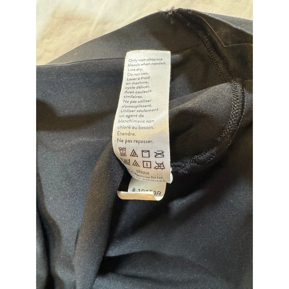 NWOT Spanx Thinstincts 2.0 Tank Very Black, size M